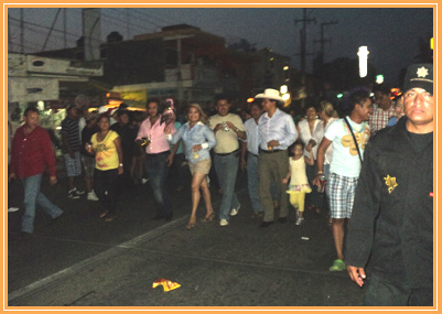 Desfiles de la Feria de la Piña